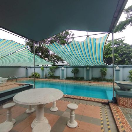 Vila Princess,Sentul 4Bedroom Dan Tenda Camping,Private Pool, Tenis Meja, Mini Billiard, Karaoke, Ayunan,Bbq, 08Satu3 80Satu6 4Satu5Satu โบกอร์ ภายนอก รูปภาพ