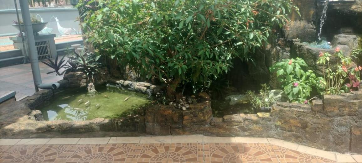 Vila Princess,Sentul 4Bedroom Dan Tenda Camping,Private Pool, Tenis Meja, Mini Billiard, Karaoke, Ayunan,Bbq, 08Satu3 80Satu6 4Satu5Satu โบกอร์ ภายนอก รูปภาพ