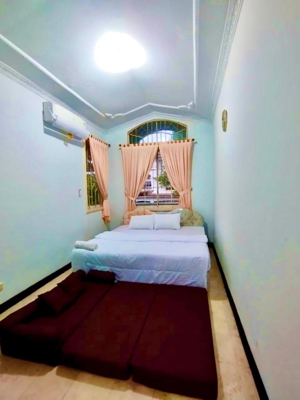 Vila Princess,Sentul 4Bedroom Dan Tenda Camping,Private Pool, Tenis Meja, Mini Billiard, Karaoke, Ayunan,Bbq, 08Satu3 80Satu6 4Satu5Satu โบกอร์ ภายนอก รูปภาพ