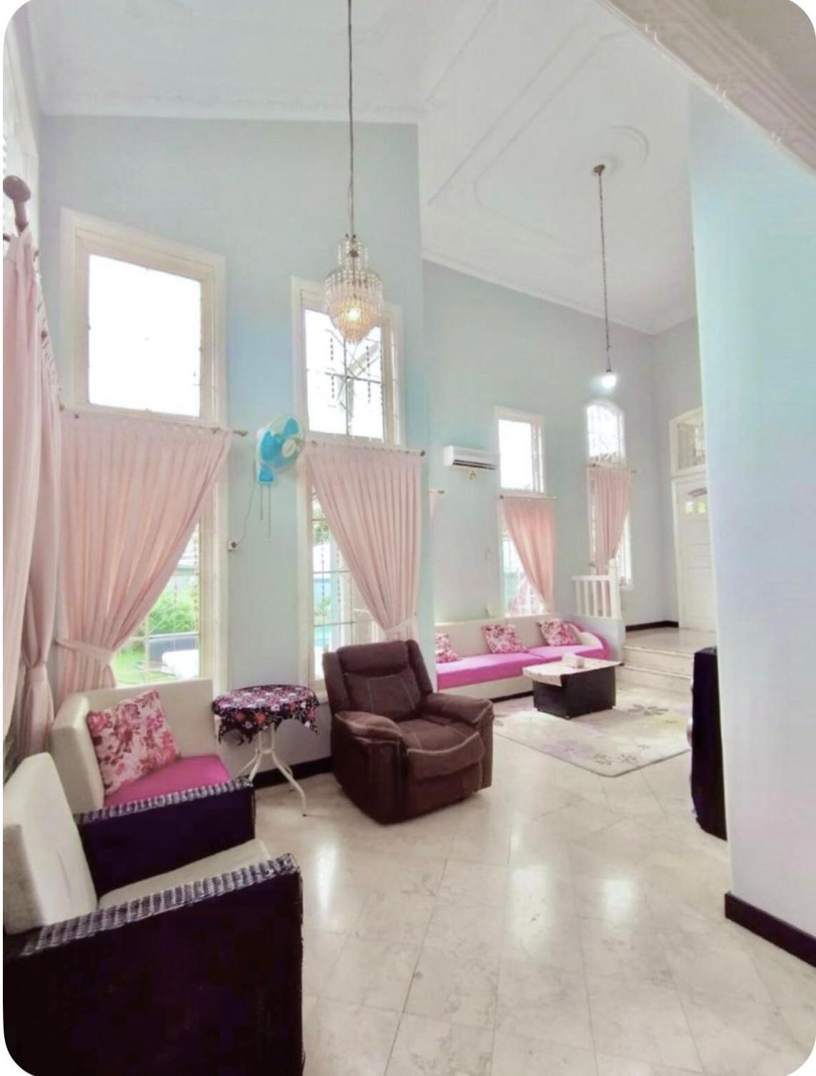 Vila Princess,Sentul 4Bedroom Dan Tenda Camping,Private Pool, Tenis Meja, Mini Billiard, Karaoke, Ayunan,Bbq, 08Satu3 80Satu6 4Satu5Satu โบกอร์ ภายนอก รูปภาพ