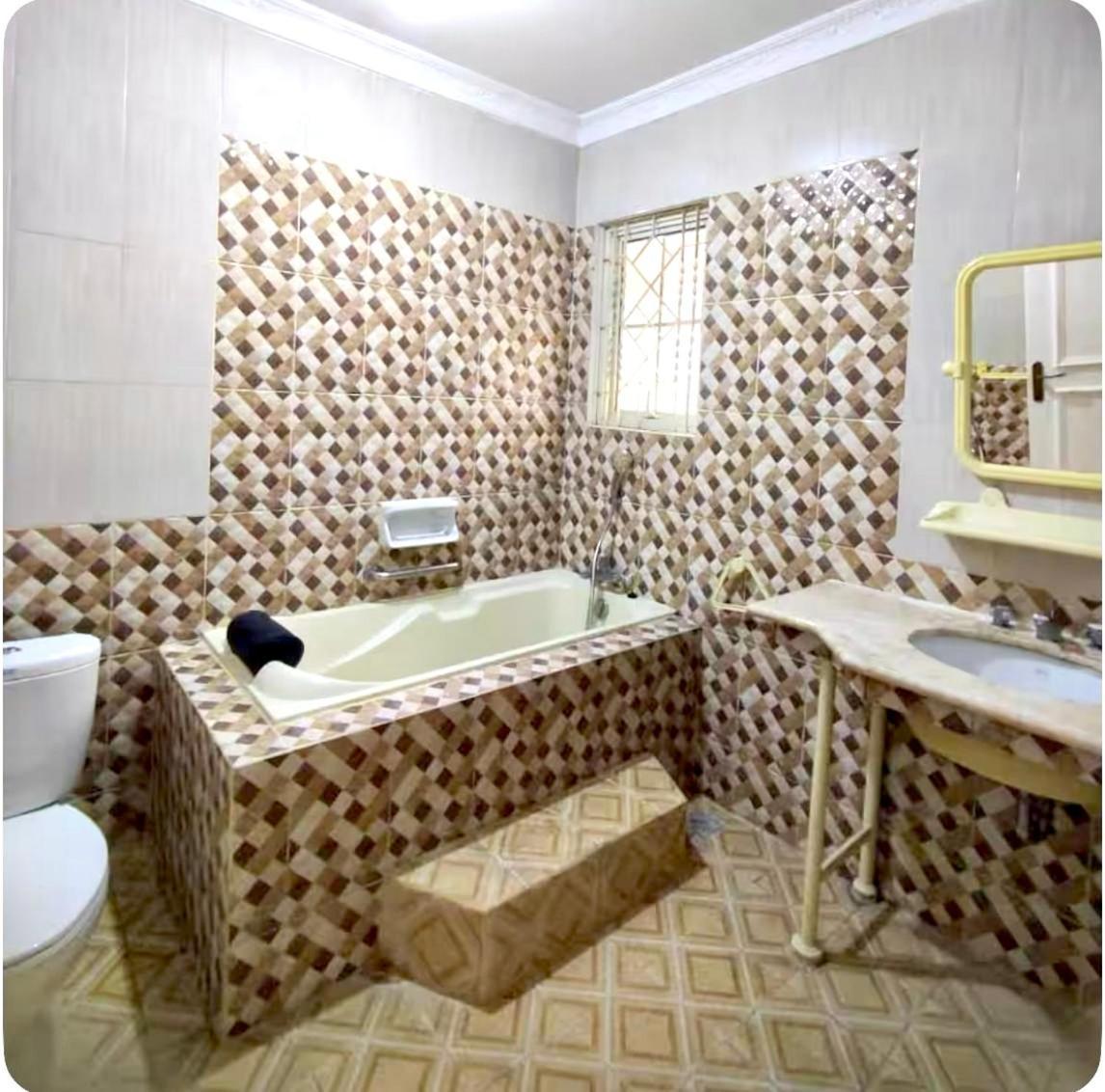 Vila Princess,Sentul 4Bedroom Dan Tenda Camping,Private Pool, Tenis Meja, Mini Billiard, Karaoke, Ayunan,Bbq, 08Satu3 80Satu6 4Satu5Satu โบกอร์ ภายนอก รูปภาพ